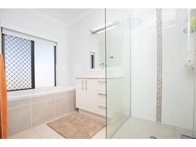 48 Egret Lane, Moore Park Beach QLD 4670