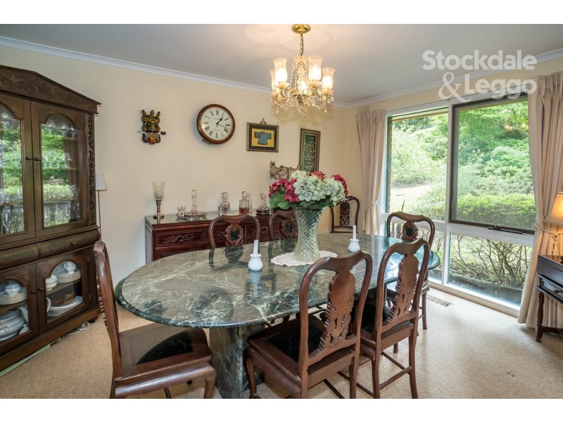 9 Poplar Crescent, Emerald VIC 3782