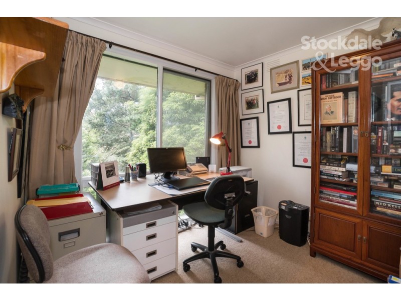 9 Poplar Crescent, Emerald VIC 3782