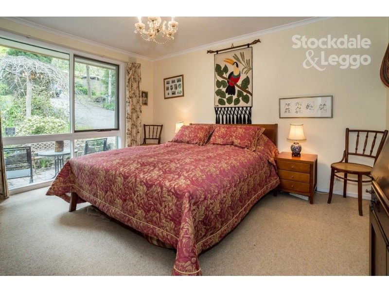 9 Poplar Crescent, Emerald VIC 3782