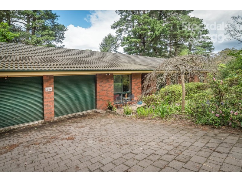 9 Poplar Crescent, Emerald VIC 3782