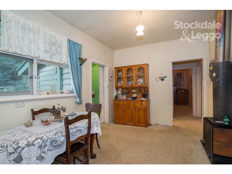 12 Carramar Crt, Emerald VIC 3782