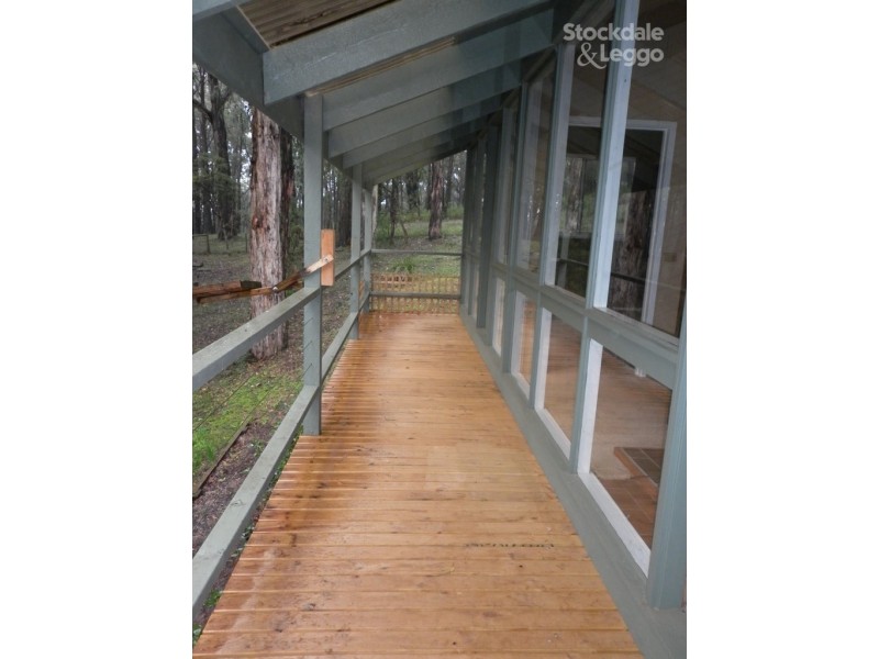 2 Bellbird Crescent, Emerald VIC 3782