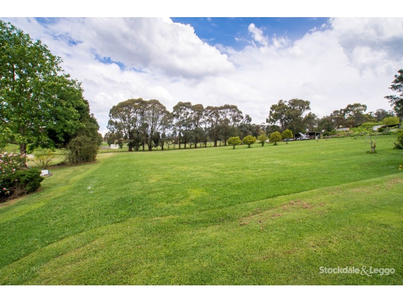 10 Bamfield Road, Mount Evelyn VIC 3796