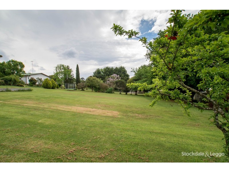 10 Bamfield Road, Mount Evelyn VIC 3796