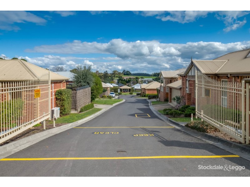 11/83-87 Maroondah Highway, Healesville VIC 3777