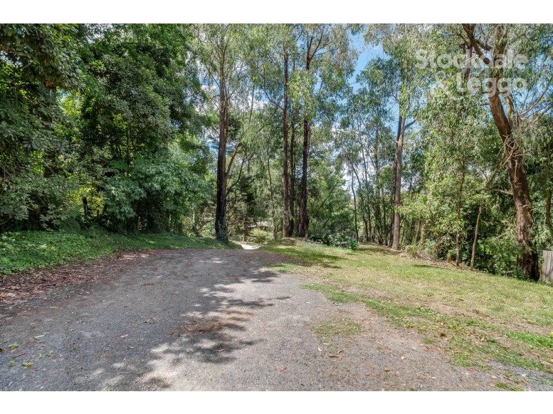 28 First Avenue, Cockatoo VIC 3781