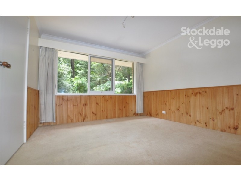 8 Sunnyside Terrace, Emerald VIC 3782