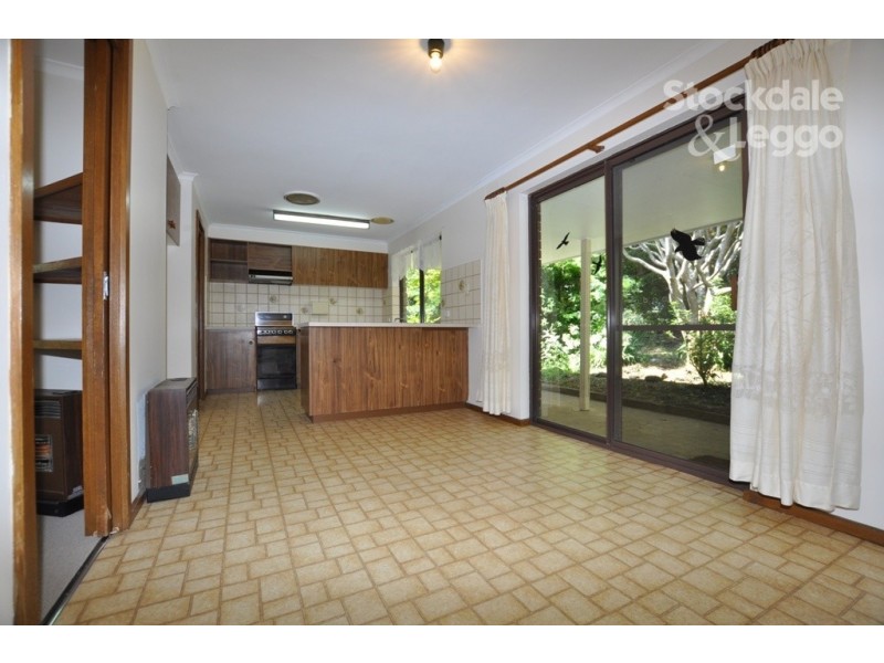 41 Charman Ave, Emerald VIC 3782