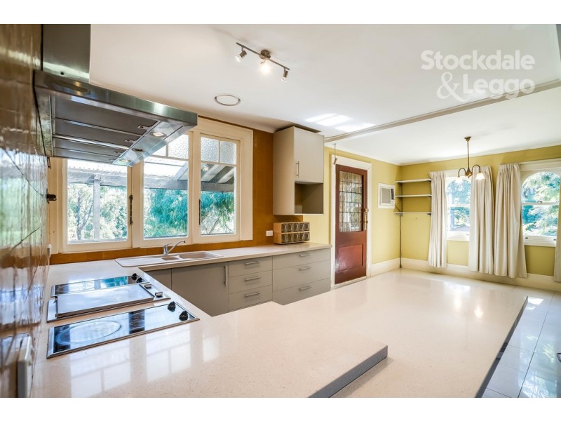 45 Belgrave-Gembrook Road, Cockatoo VIC 3781