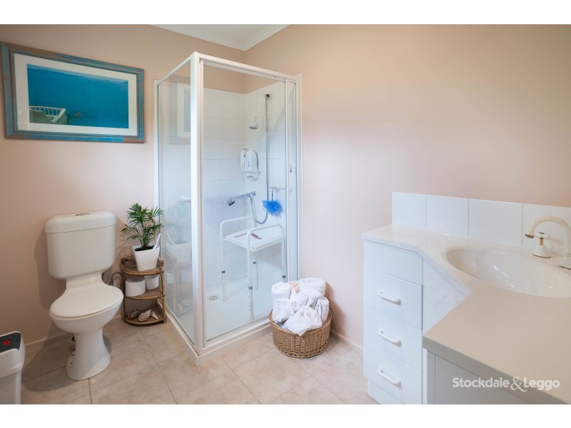 4 Emerald Lake Road, Emerald VIC 3782