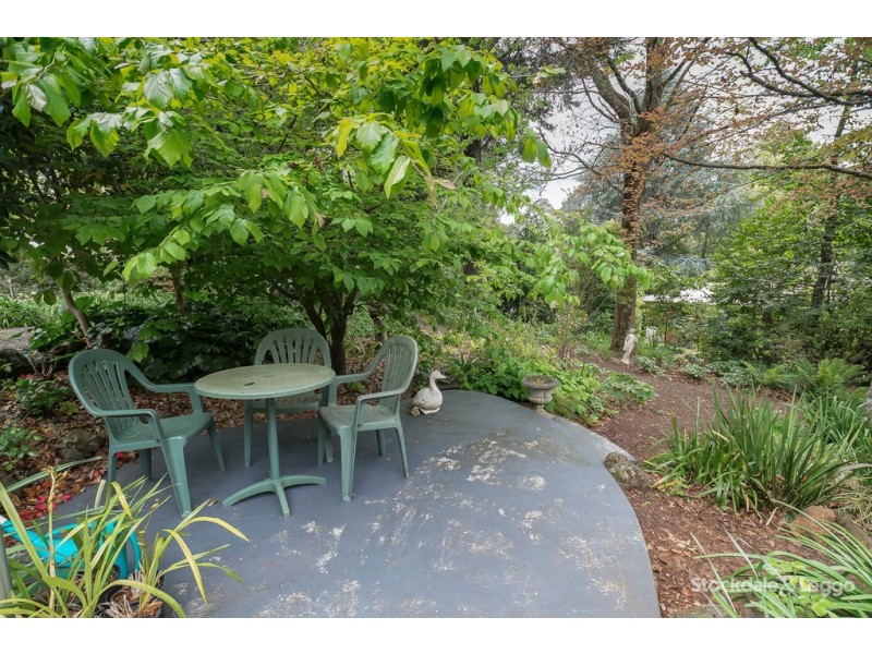 4 Emerald Lake Road, Emerald VIC 3782