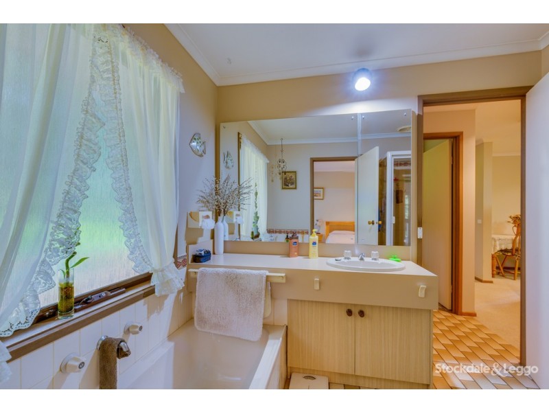 23 Symons Road, Avonsleigh VIC 3782