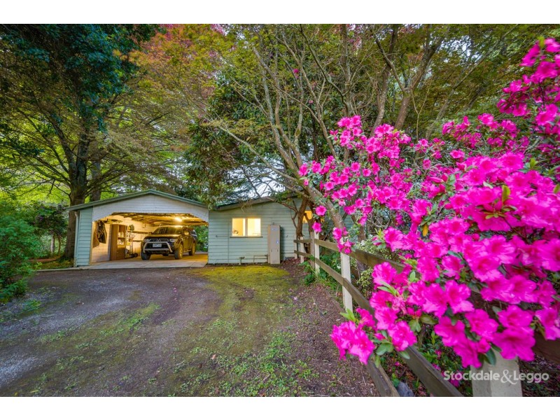 4 Edenmont Road, Emerald VIC 3782