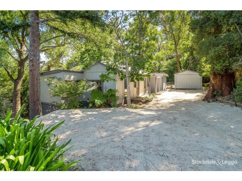 2 Bell Street, Cockatoo VIC 3781