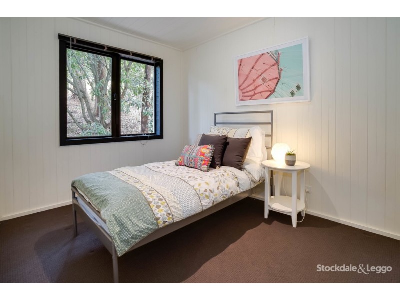 28 Elm Crescent, Emerald VIC 3782