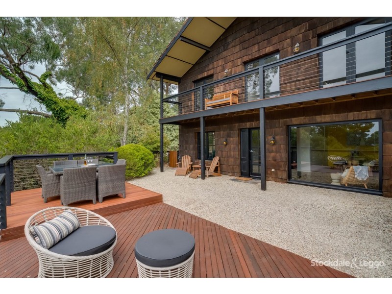 28 Elm Crescent, Emerald VIC 3782