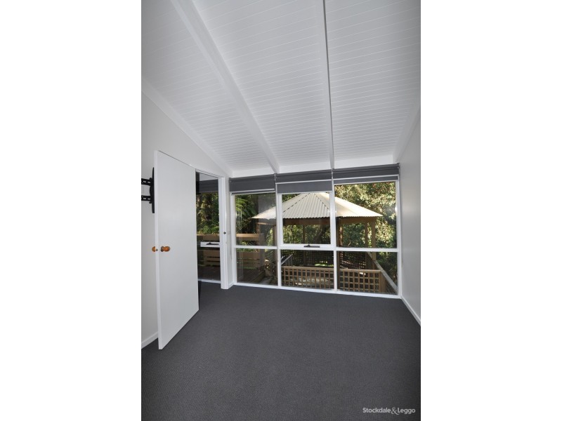 6 Symons Road, Avonsleigh VIC 3782