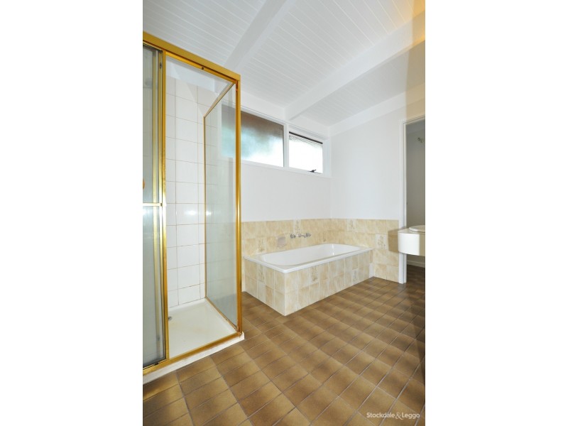 6 Symons Road, Avonsleigh VIC 3782