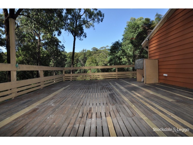 6 Symons Road, Avonsleigh VIC 3782