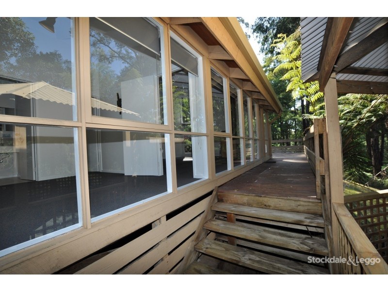 6 Symons Road, Avonsleigh VIC 3782