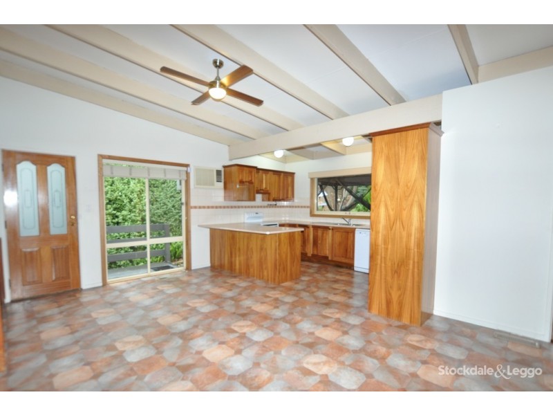 13 Berrys Road, Emerald VIC 3782