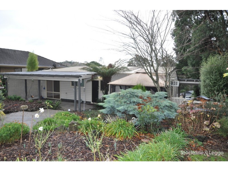 13 Berrys Road, Emerald VIC 3782