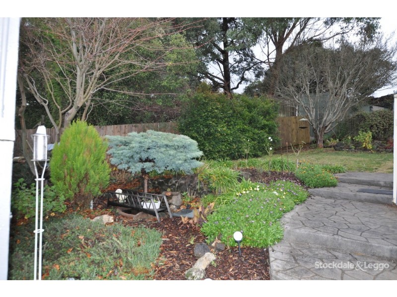 13 Berrys Road, Emerald VIC 3782