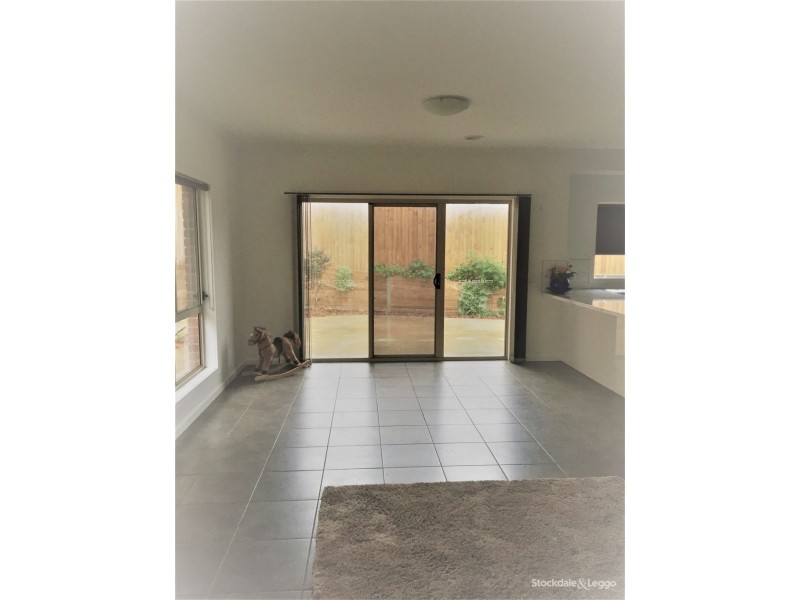 8 / 13 Vista Court, Gembrook VIC 3783