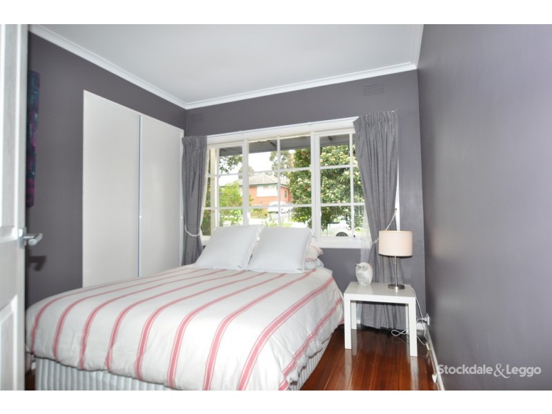 15 Silverton Drive, Ferntree Gully VIC 3156