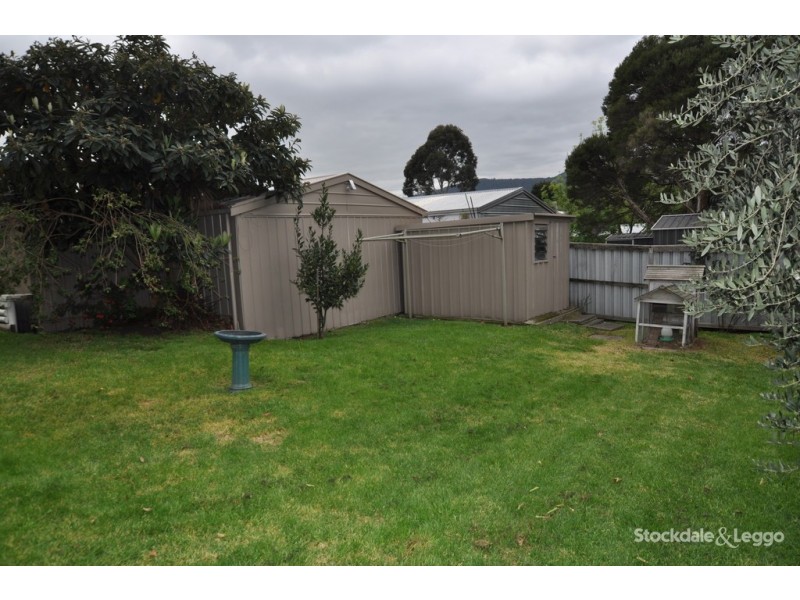 15 Silverton Drive, Ferntree Gully VIC 3156