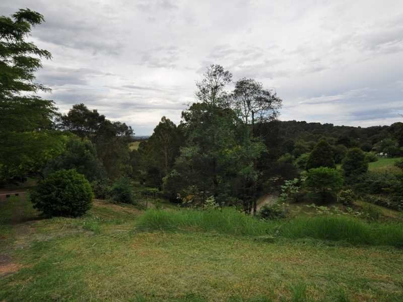 5 Sydney Avenue, Emerald VIC 3782