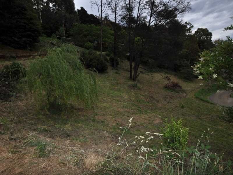 5 Sydney Avenue, Emerald VIC 3782