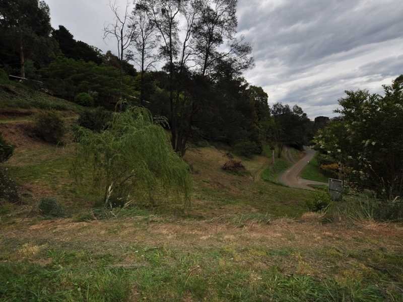 5 Sydney Avenue, Emerald VIC 3782
