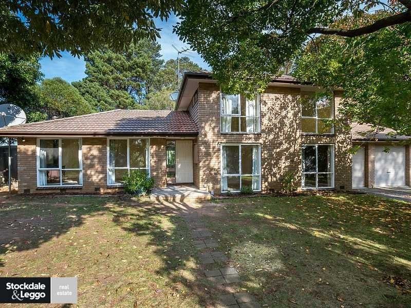 15 Glenard Court, Gembrook VIC 3783