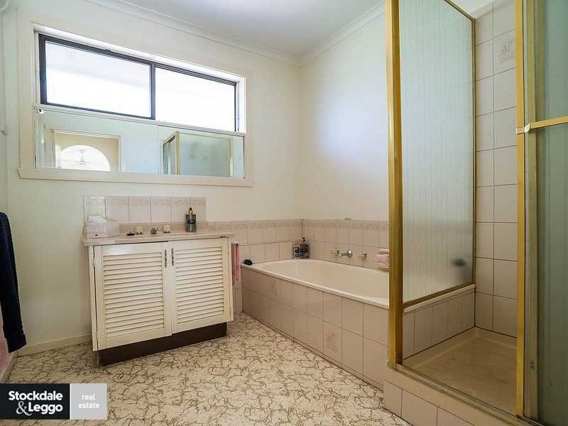 15 Glenard Court, Gembrook VIC 3783