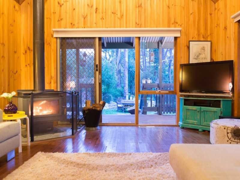 10 Halcyon Grove, Cockatoo VIC 3781