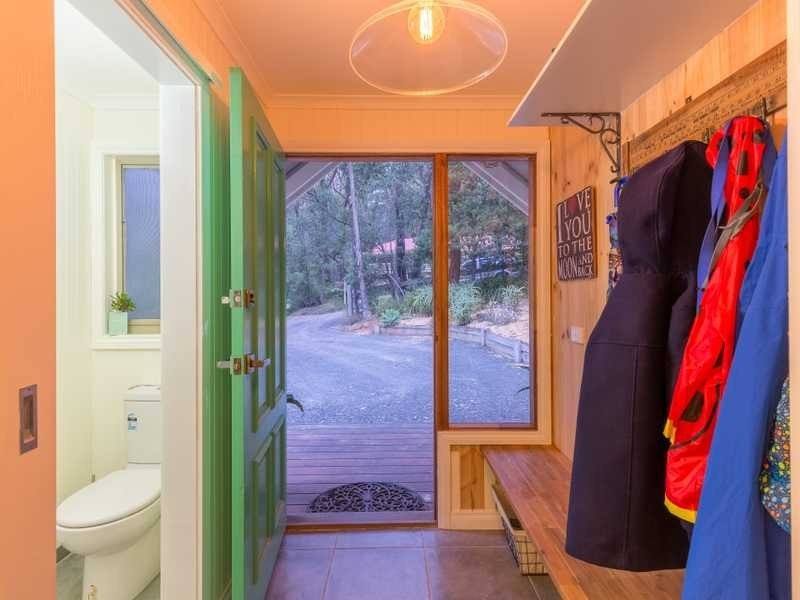 10 Halcyon Grove, Cockatoo VIC 3781