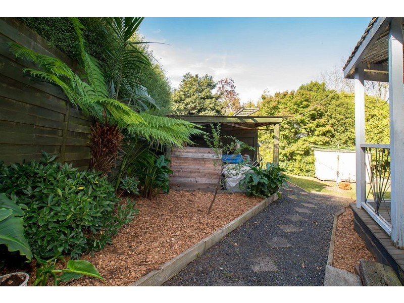 15 Legg Road, Emerald VIC 3782
