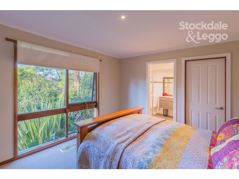 36 Avon Road, Avonsleigh VIC 3782