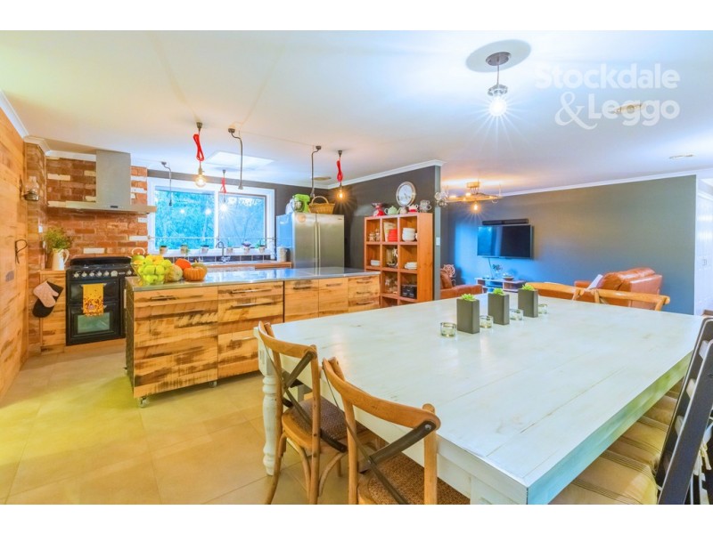 38 Stewart Road, Emerald VIC 3782