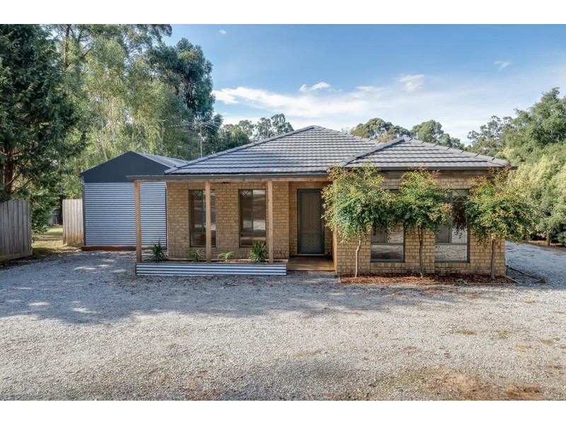 73 First Ave, Cockatoo VIC 3781