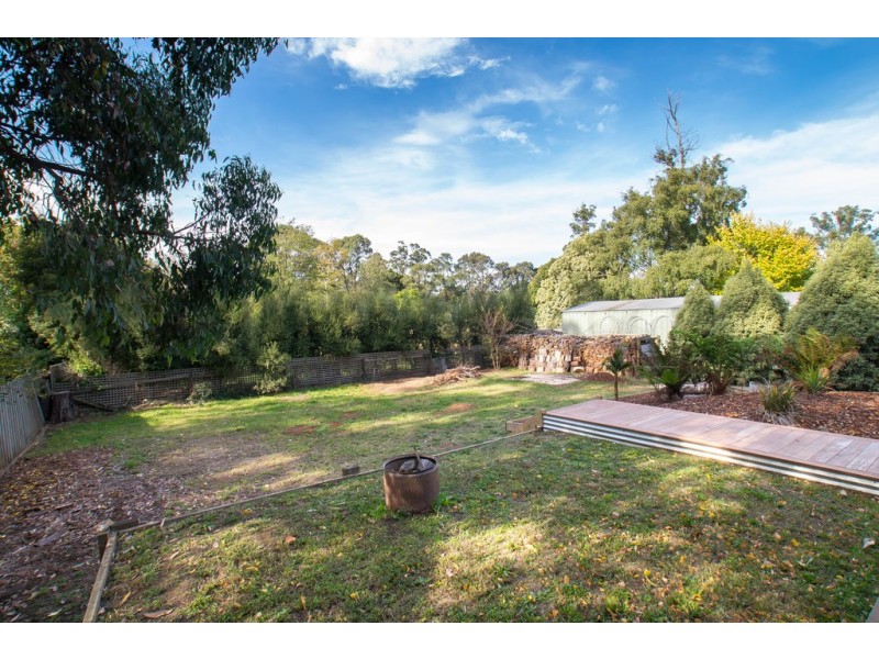 73 First Ave, Cockatoo VIC 3781