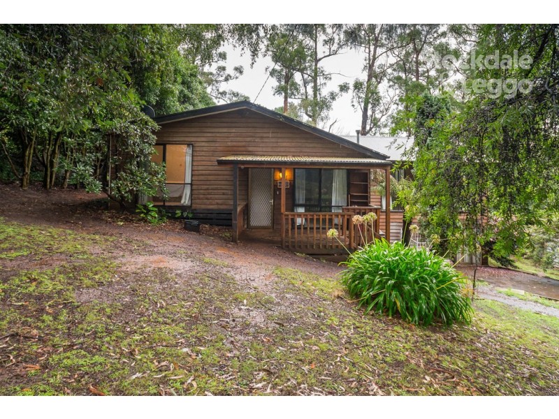 4 Jeanne St, Cockatoo VIC 3781