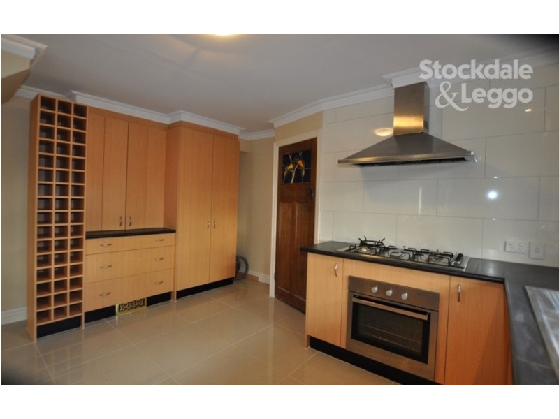 50 Caroline Avenue, Cockatoo VIC 3781
