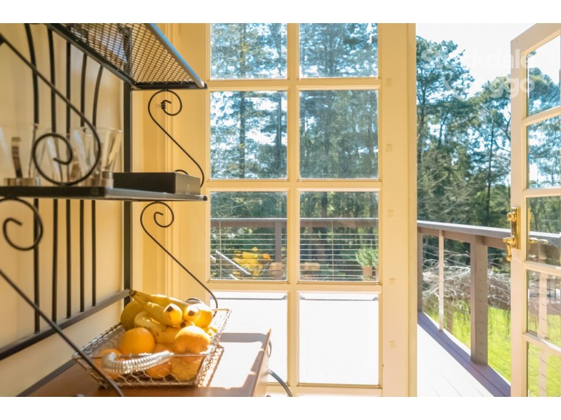 33 Bird Road, Avonsleigh VIC 3782