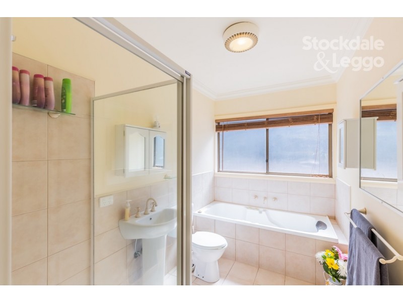 33 Bird Road, Avonsleigh VIC 3782