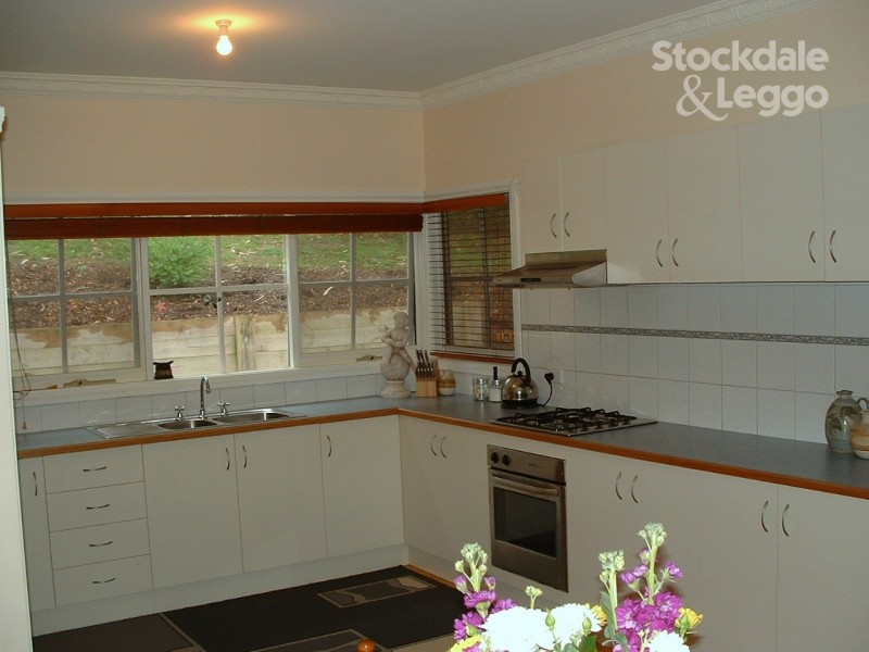 25 Symons Road, Avonsleigh VIC 3782