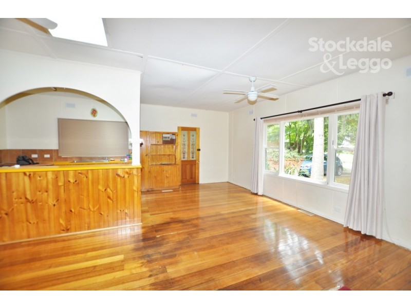 31 Viewhill Road, Cockatoo VIC 3781