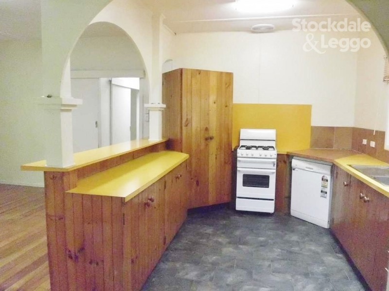 31 Viewhill Road, Cockatoo VIC 3781